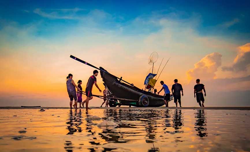 Thuan An Beach, Hue